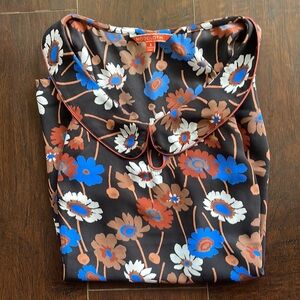 Modcloth retro print top